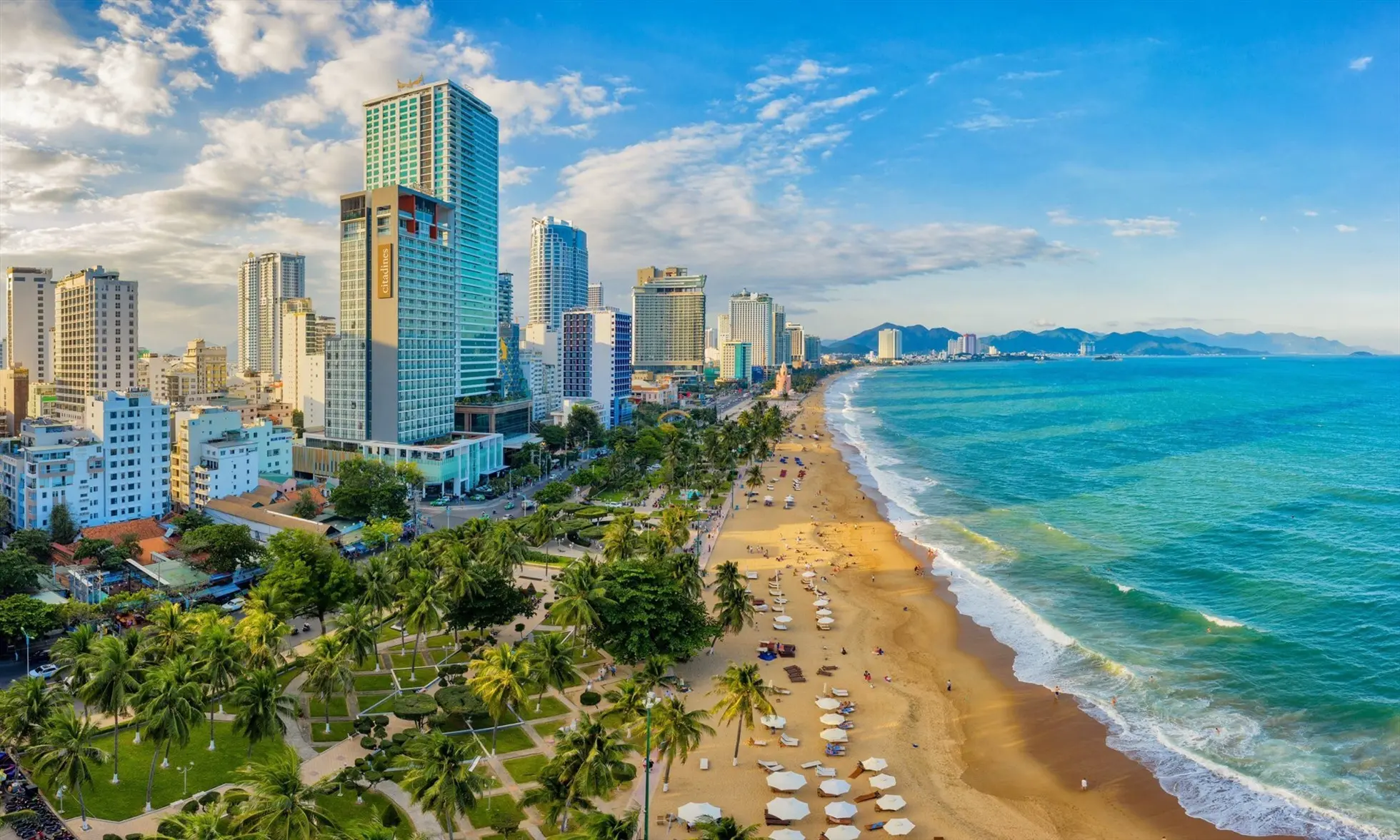 Tour Hồ Chí Minh