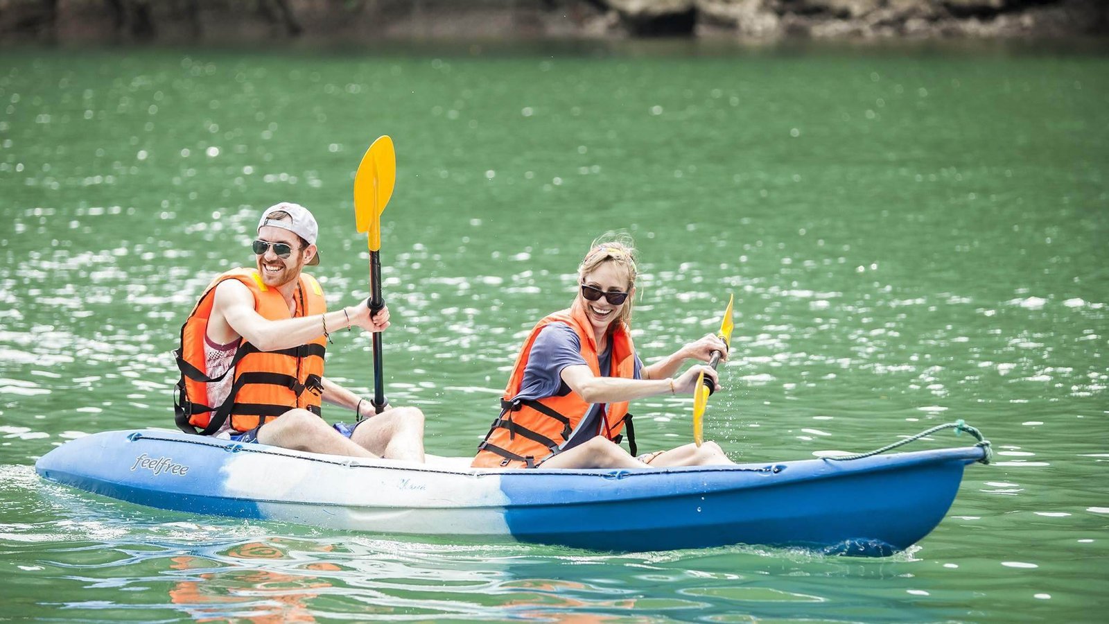 10-days-in-vietnam-highlights-landscapes-tour (1)